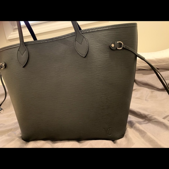 Louis Vuitton Neverfull MM Black Leather Tote - Picture 5 of 16